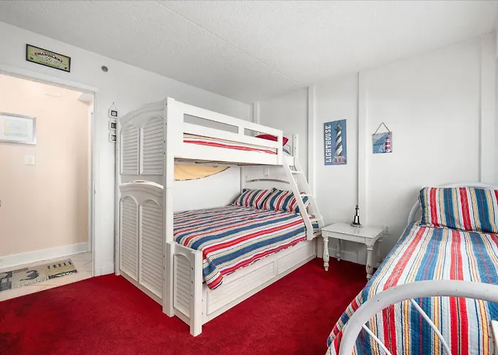 3 Bed/2 Bath Direct Ocean Front Capri With Indoor Pool!
