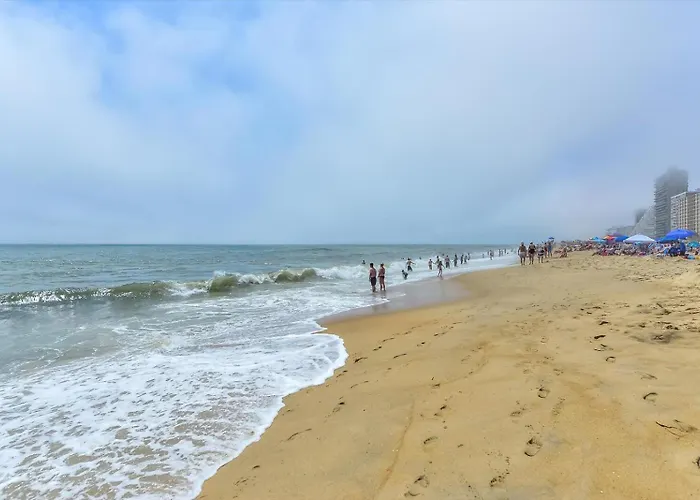 3 Bed/2 Bath Direct Ocean Front Capri With Indoor Pool!
