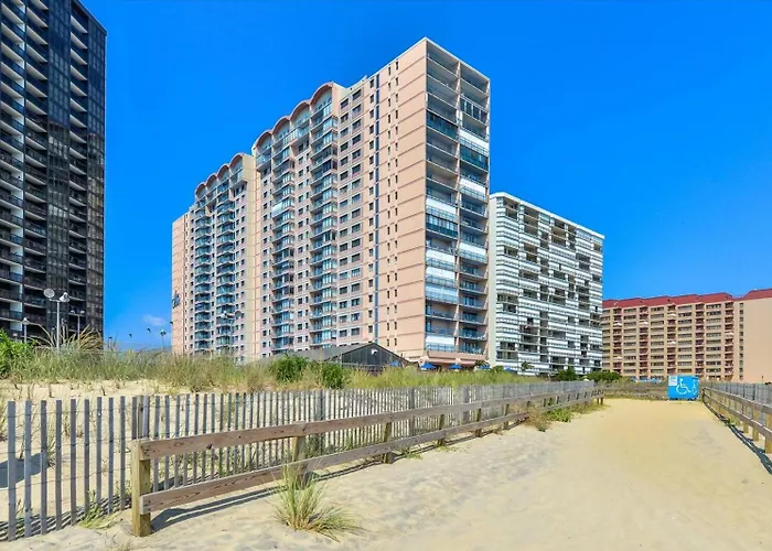 Holiday home 3 Bed/2 Bath Direct Ocean Front Capri With Indoor Pool! *